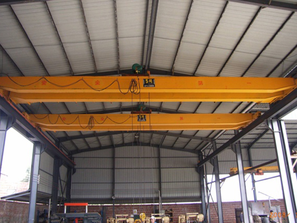雙梁橋式起重機(jī)
