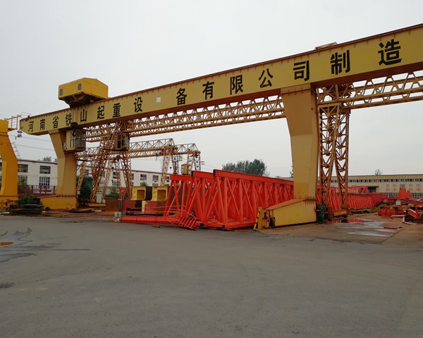 福建寧德架橋機(jī)公司面對(duì)問(wèn)題不慌不忙