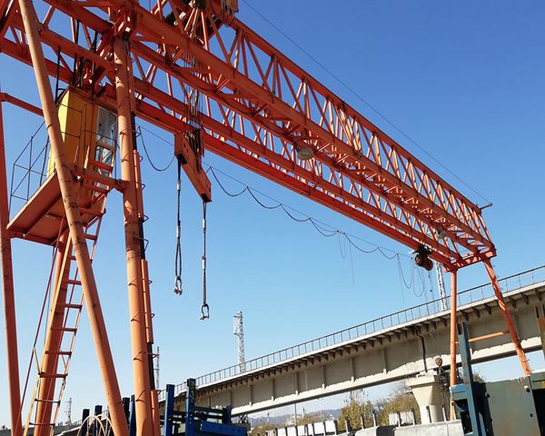 河北滄州架橋機(jī)廠家助力“嫦娥三號(hào)”飛天