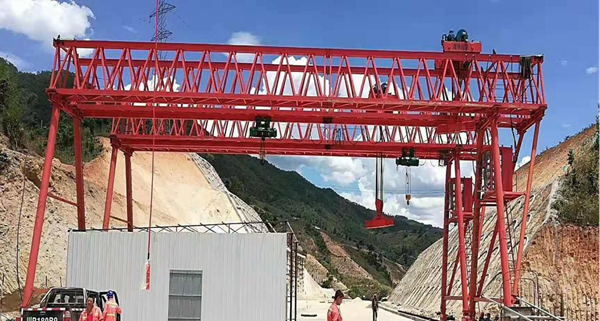 江蘇蘇州龍門吊廠家100T室外龍門吊銷售