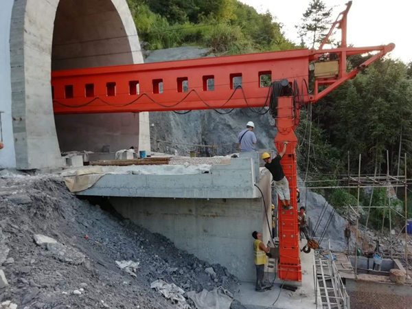 河南平頂山架橋機廠家老客戶贊不絕口