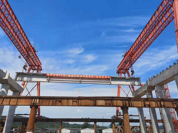 江西贛州龍門吊公司擁有堅定信念
