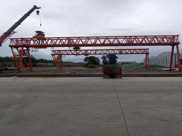 湖南岳陽龍門吊公司不怕設備的小脾氣