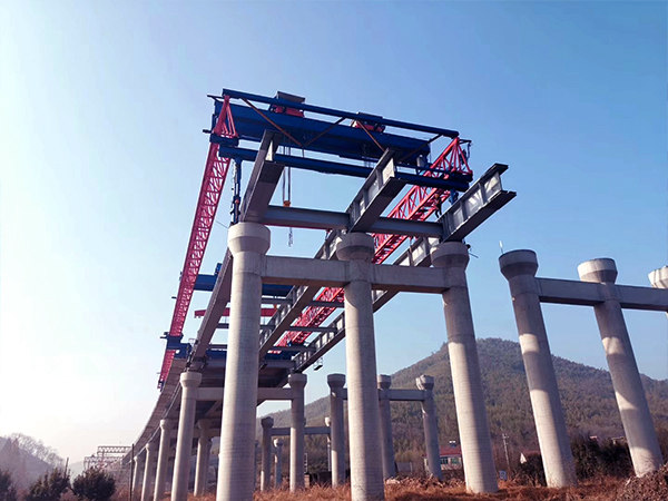 云南昭通架橋機(jī)公司霸氣