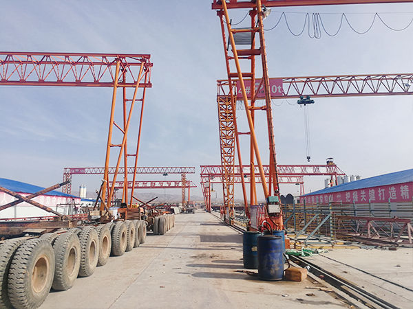 江蘇常州龍門吊租賃廠家建議