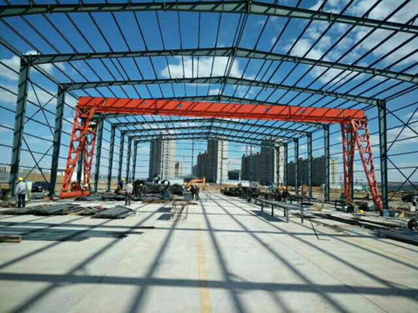 遼寧營口龍門吊租賃廠家起吊高度