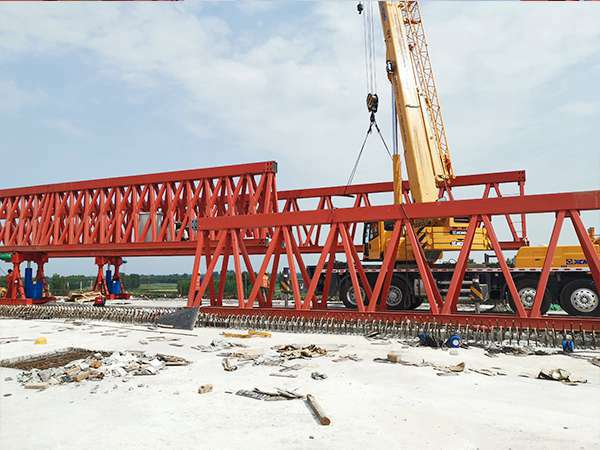 廣西南寧架橋機租賃廠家QJ100T-30M